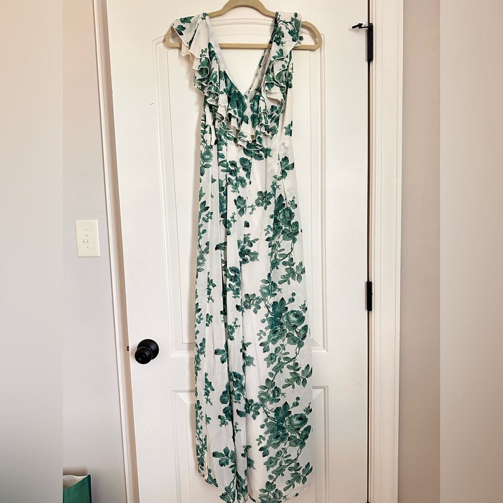 BigHit Fashion Green and Cream Floral Top